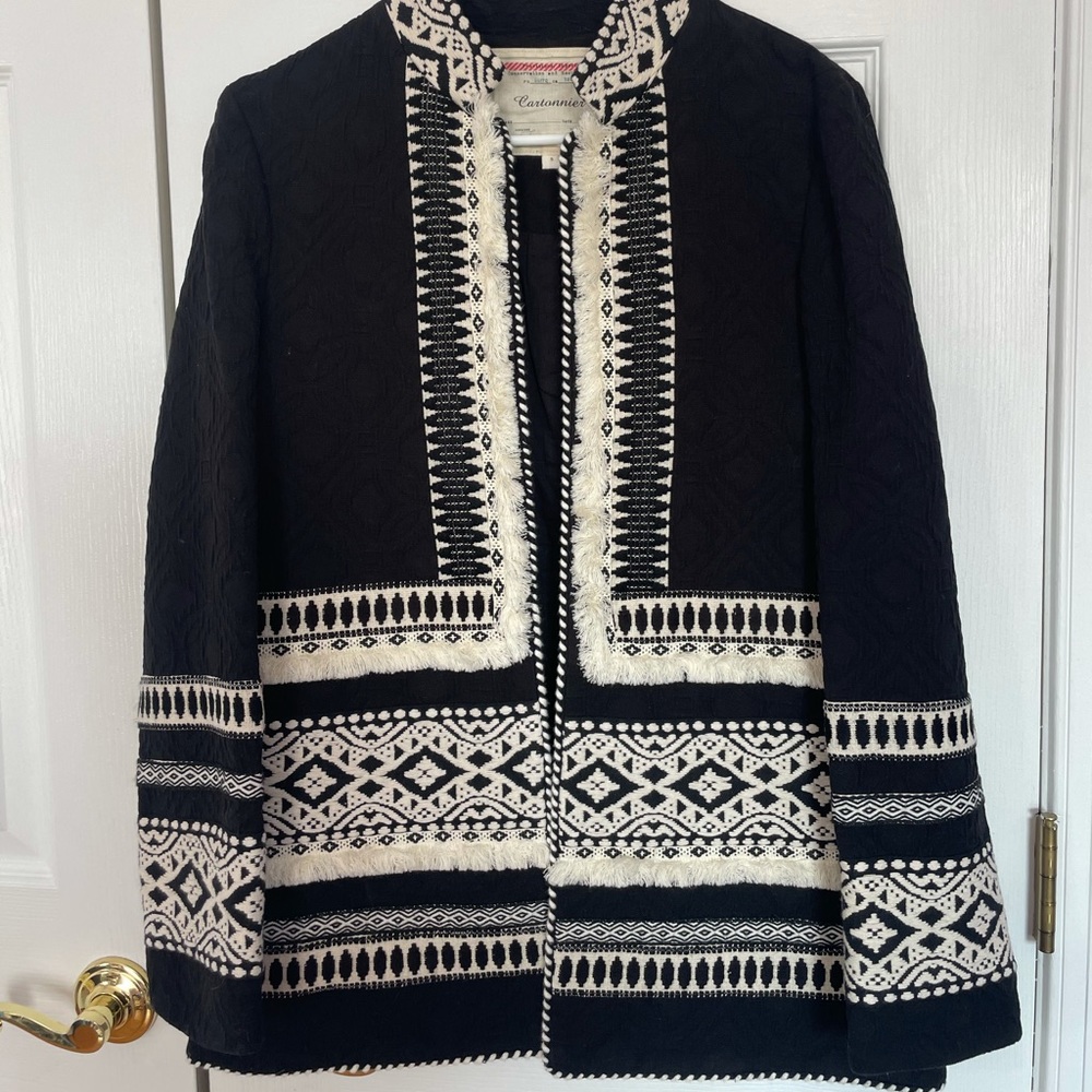 Wonderland Embroidered Jacket - Picture 2 of 11